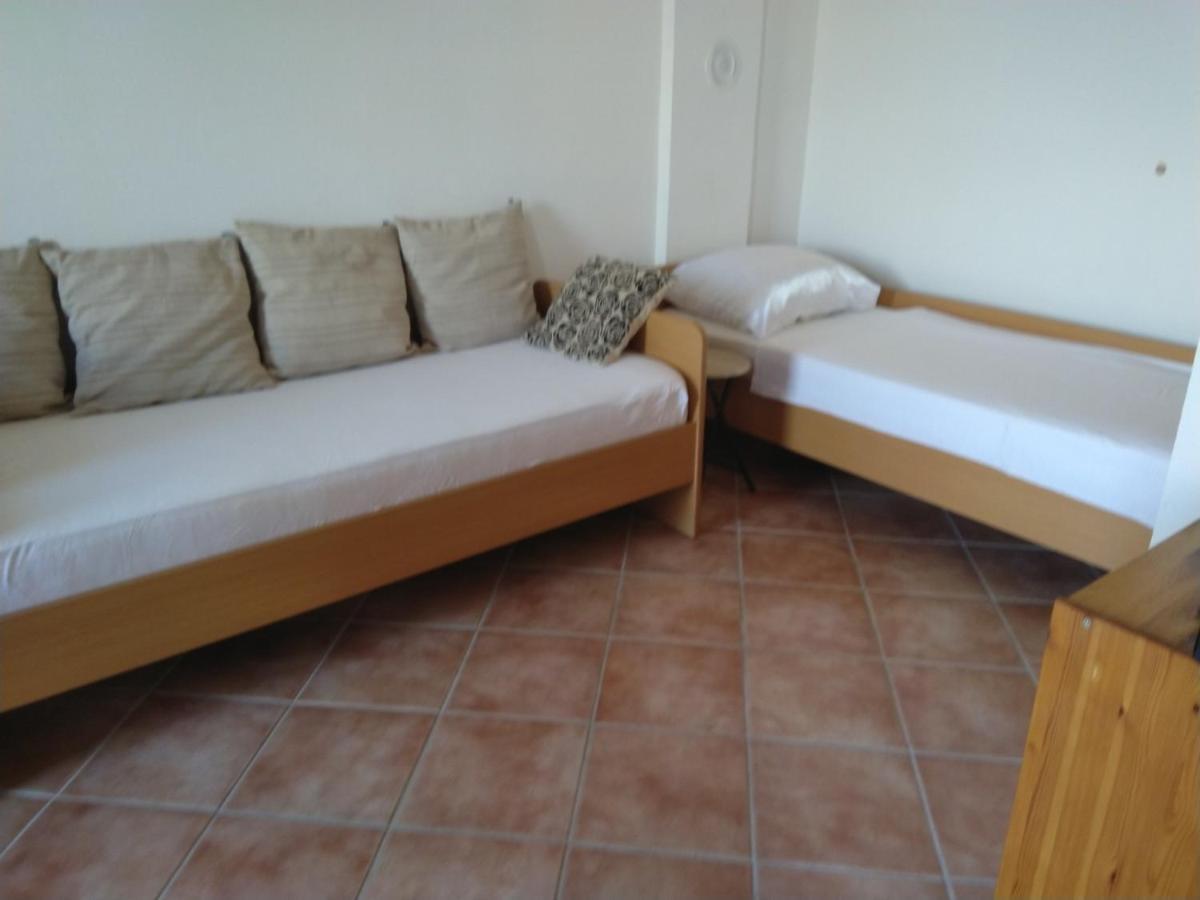 Apartment Edina Pag Паг Экстерьер фото